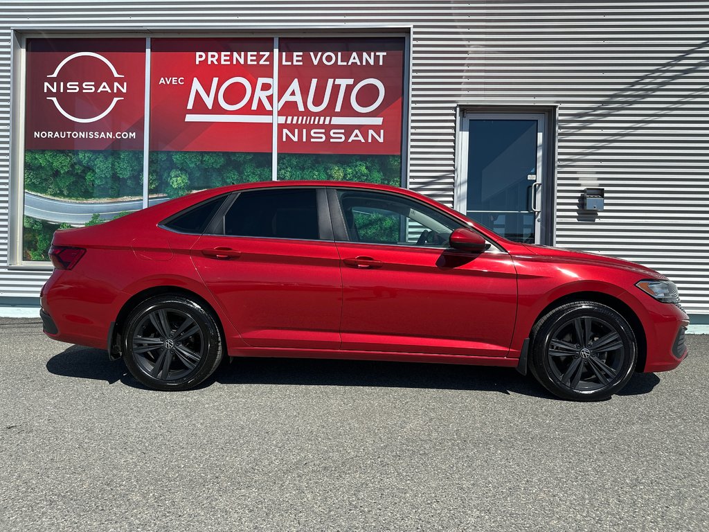 2022 Volkswagen Jetta Comfortline in Amos, Quebec - 4 - w1024h768px