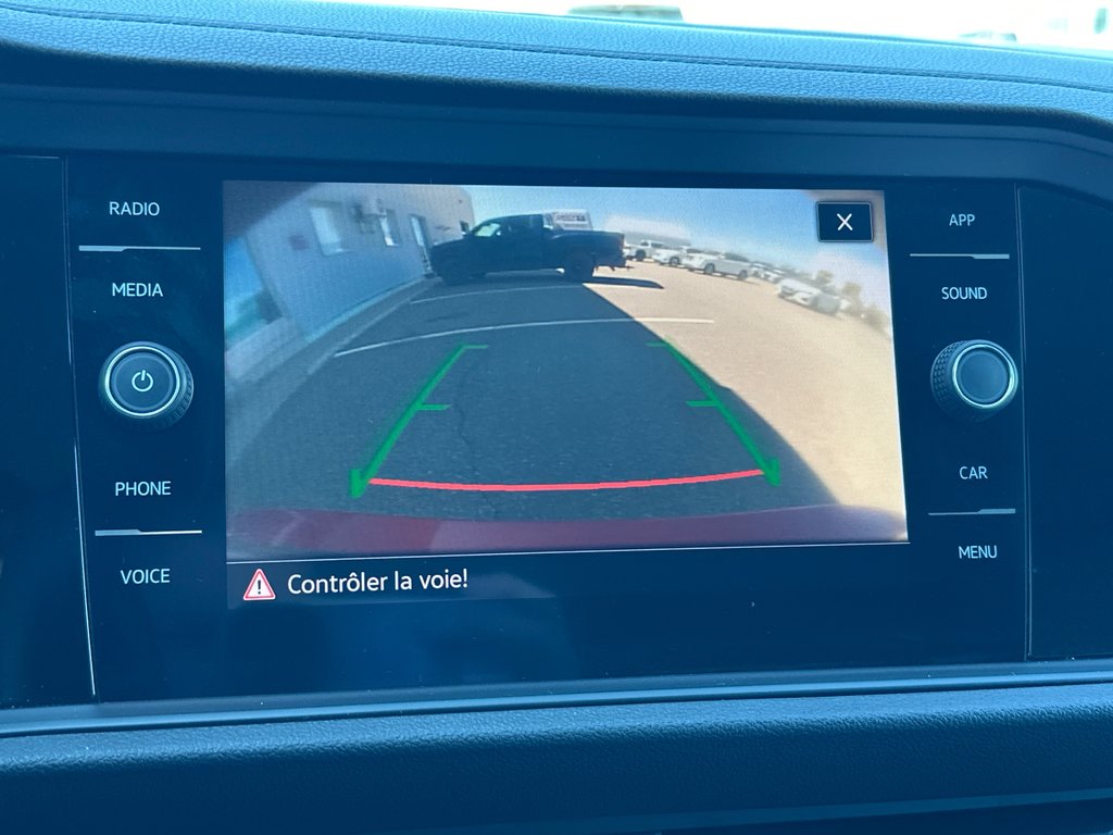 2022 Volkswagen Jetta Comfortline in Amos, Quebec - 16 - w1024h768px