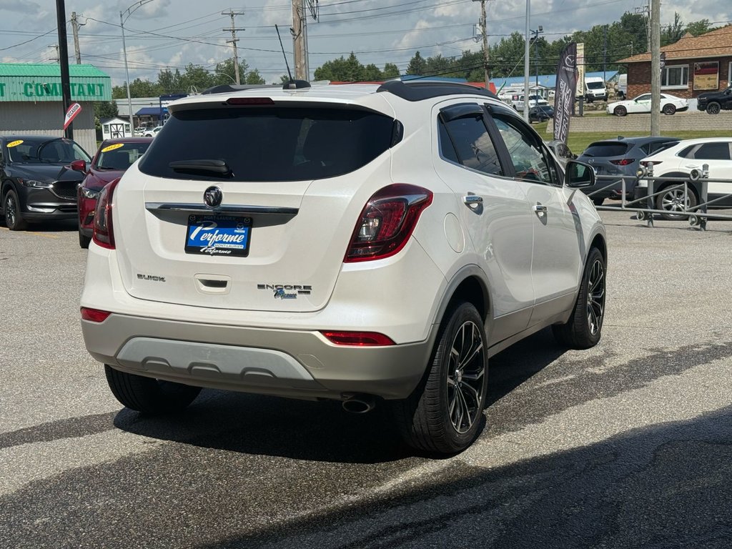 Buick Encore Essence 2017 à Mont-Tremblant, Québec - 6 - w1024h768px