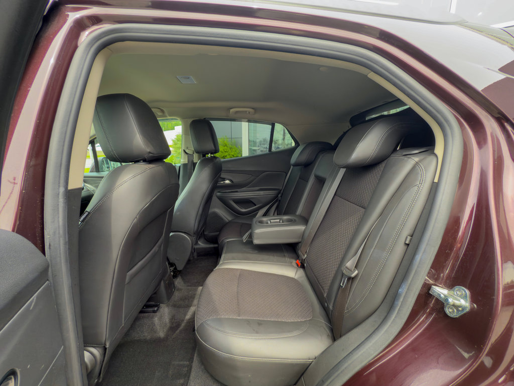 2018 Buick Encore Sport Touring in Mont-Tremblant, Quebec - 10 - w1024h768px