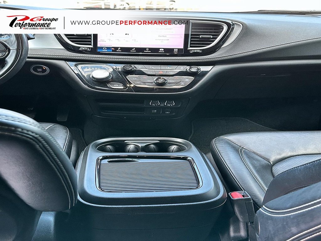 2022 Chrysler Pacifica Touring L in Mont-Tremblant, Quebec - 14 - w1024h768px