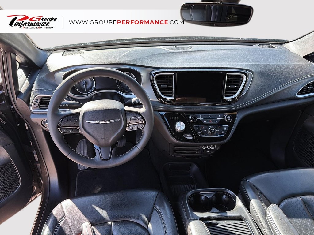 Chrysler Pacifica Touring L 2022 à Mont-Tremblant, Québec - 11 - w1024h768px