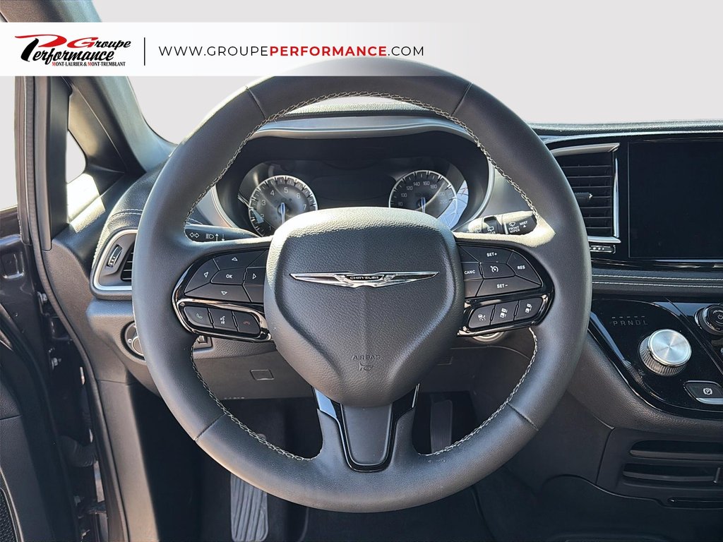 Chrysler Pacifica Touring L 2022 à Mont-Tremblant, Québec - 13 - w1024h768px