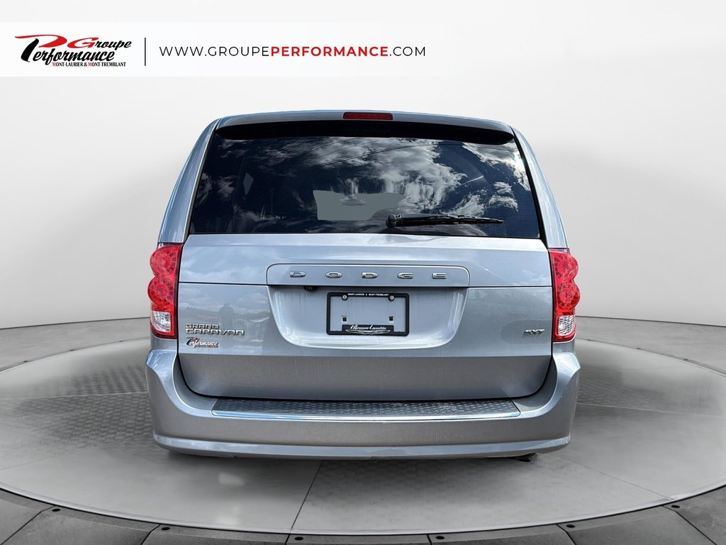 Dodge Grand Caravan SXT 2016 à Mont-Laurier, Québec - 4 - w1024h768px