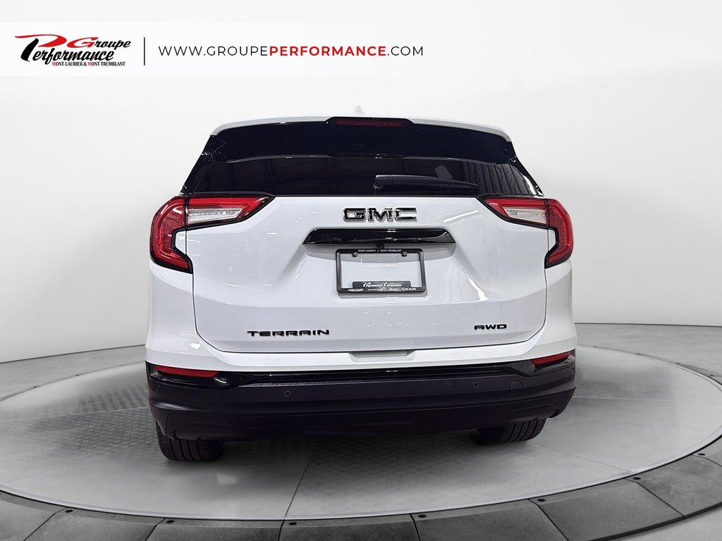 GMC Terrain SLE 2023 à Mont-Laurier, Québec - 4 - w1024h768px