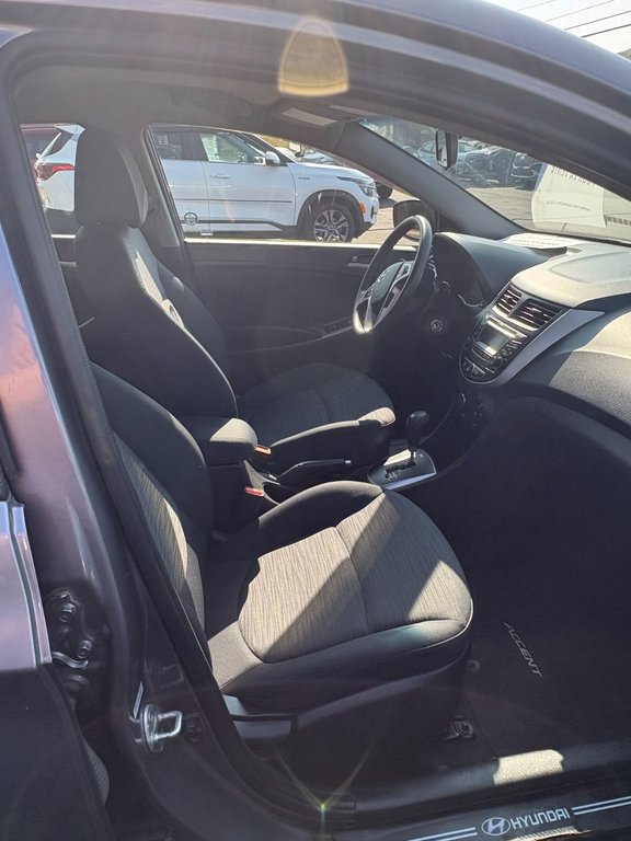 Hyundai Accent GL 2016 à Mont-Tremblant, Québec - 18 - w1024h768px