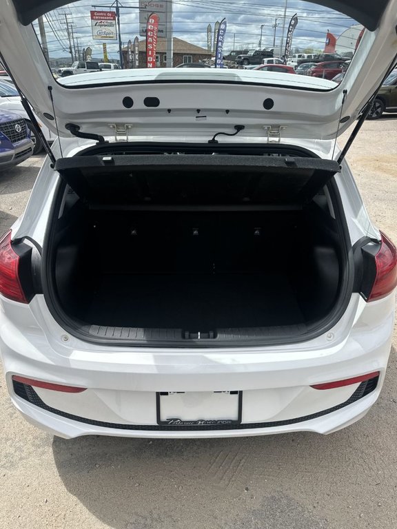 Hyundai Accent Preferred 2019 à Mont-Laurier, Québec - 9 - w1024h768px