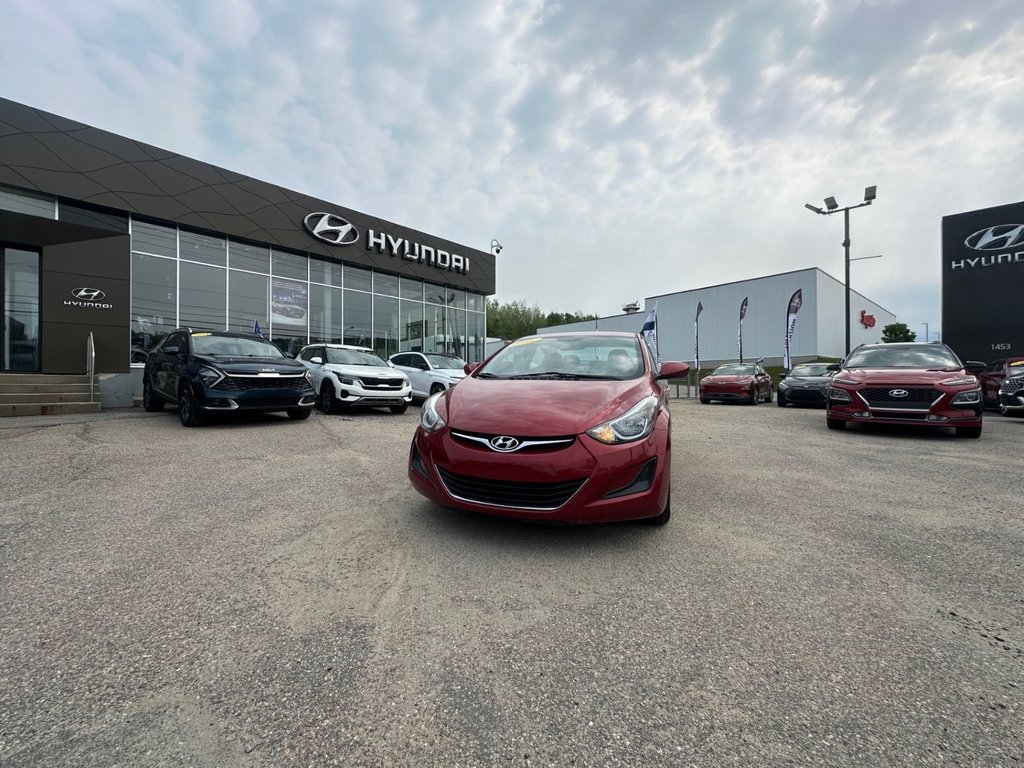 Hyundai Elantra L+ 2016 à Mont-Tremblant, Québec - 2 - w1024h768px