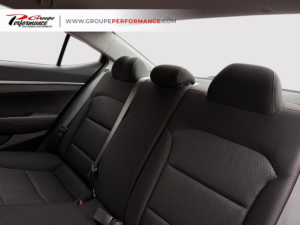 2017 Hyundai Elantra LE in Mont-Laurier, Quebec - 12 - w1024h768px