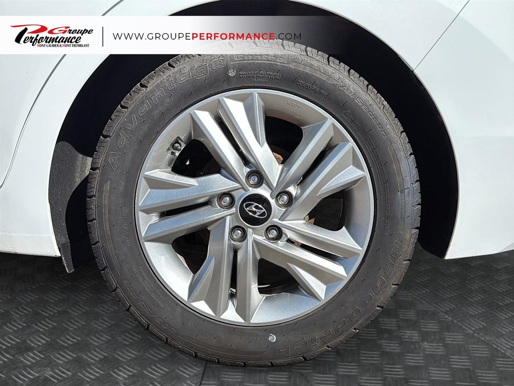 Hyundai Elantra Preferred 2020 à Mont-Tremblant, Québec - 9 - w1024h768px