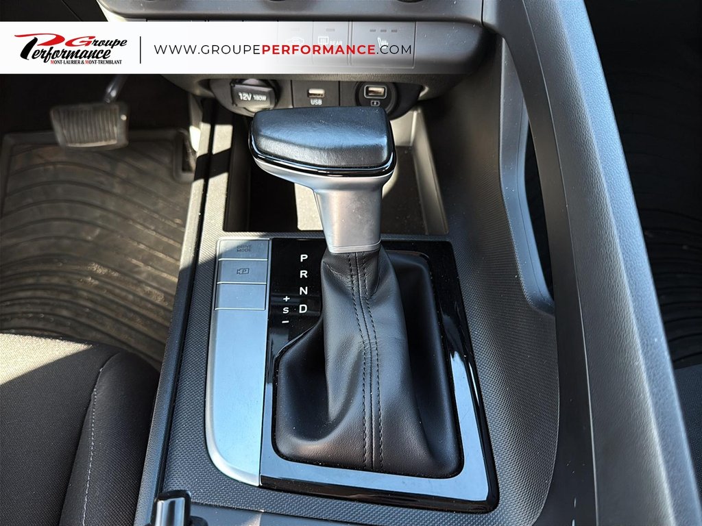 2021 Hyundai Elantra Preferred in Mont-Laurier, Quebec - 17 - w1024h768px