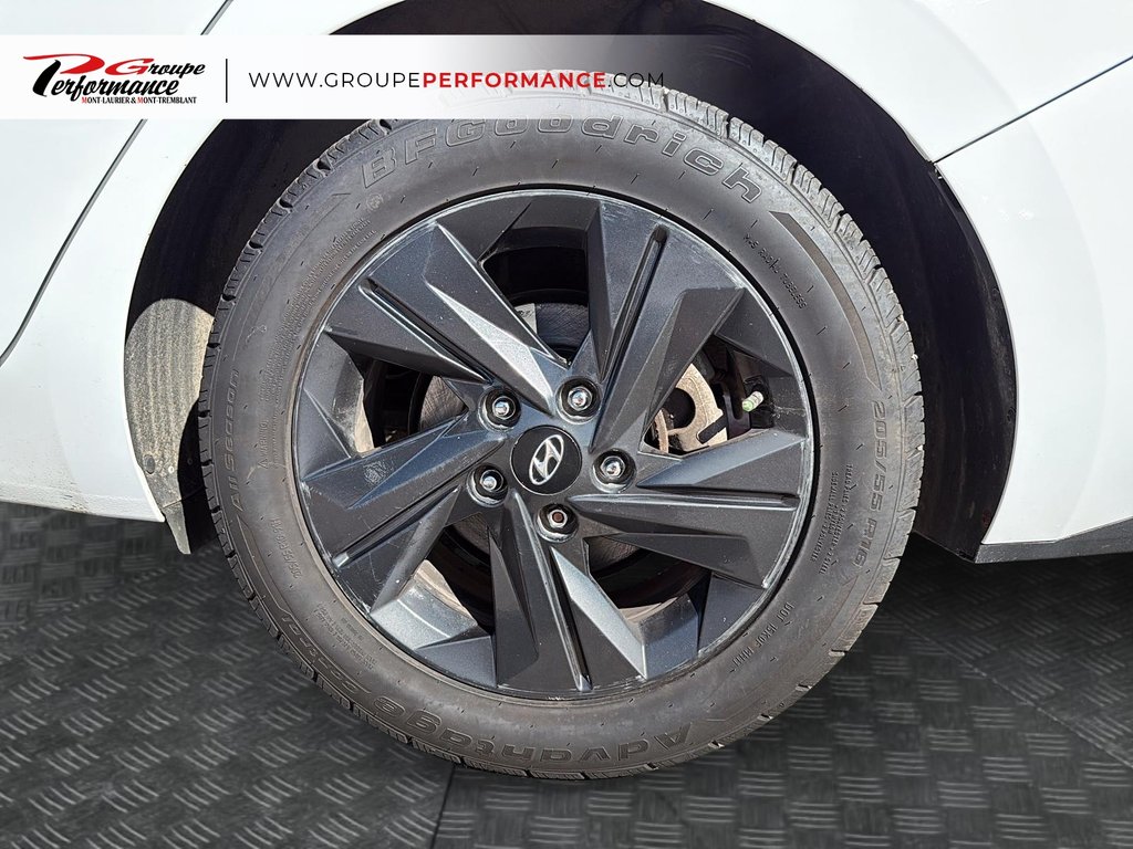 Hyundai Elantra Preferred 2022 à Mont-Laurier, Québec - 10 - w1024h768px