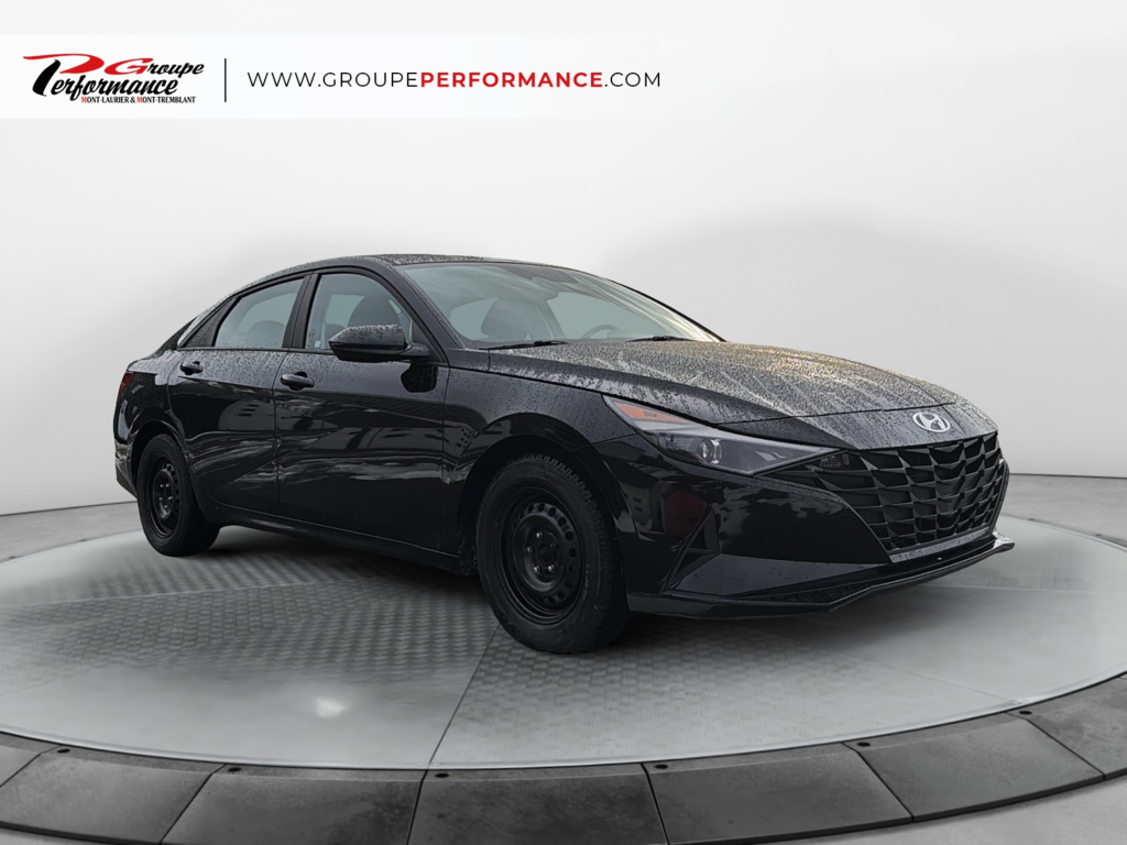 2022 Hyundai Elantra Essential in Mont-Tremblant, Quebec - 6 - w1024h768px