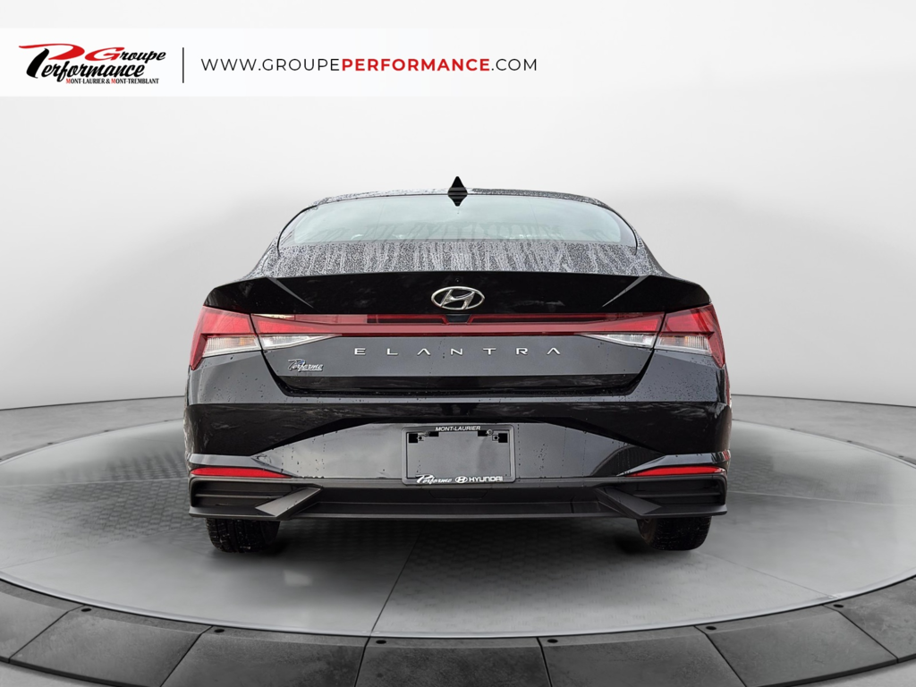 2022 Hyundai Elantra Essential in Mont-Tremblant, Quebec - 4 - w1024h768px