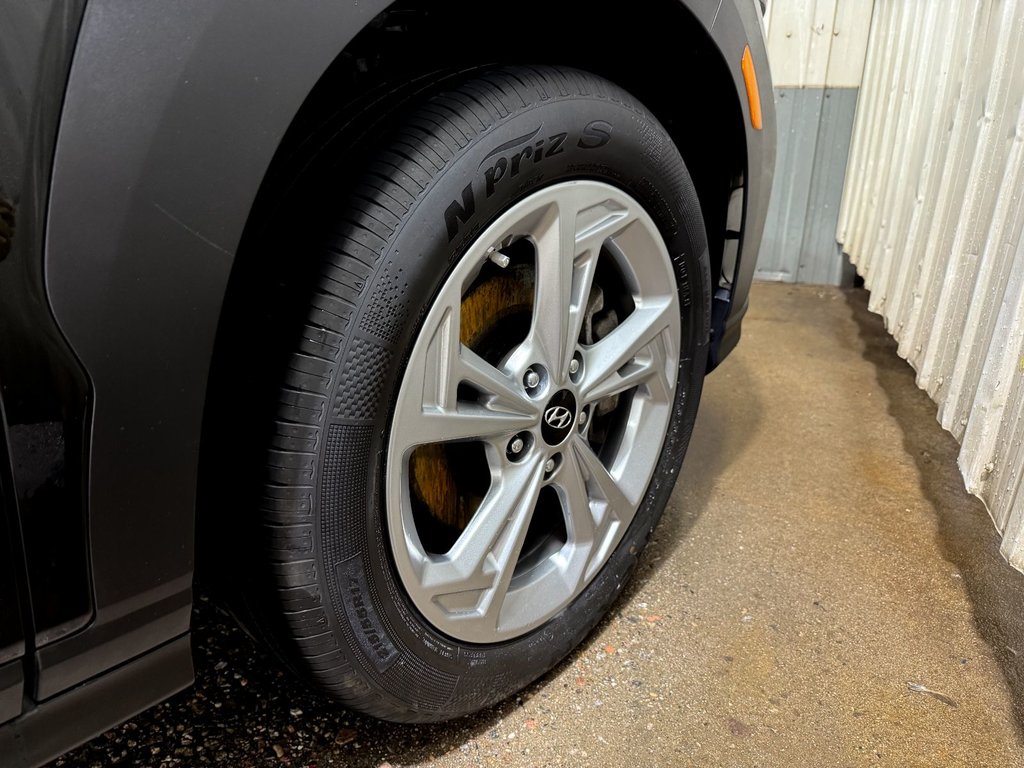 2022 Hyundai Kona Preferred in Mont-Laurier, Quebec - 13 - w1024h768px