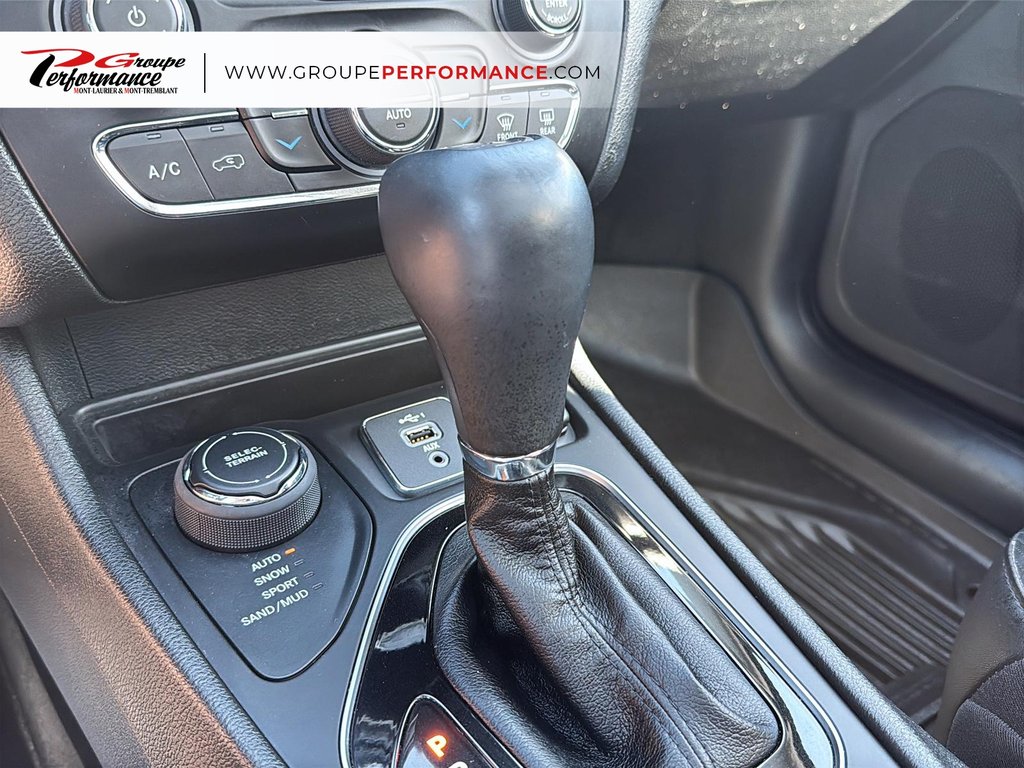 Jeep Cherokee Altitude 2022 à Mont-Tremblant, Québec - 18 - w1024h768px