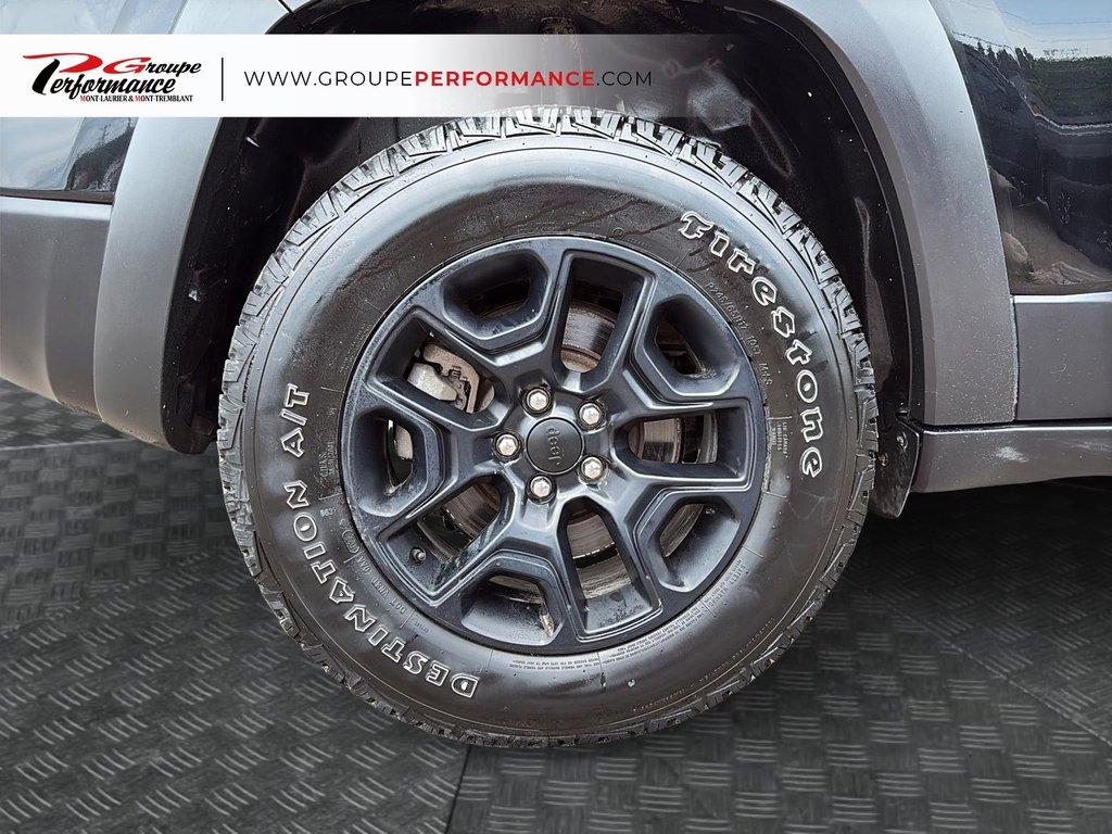 Jeep Cherokee Trailhawk 2022 à Mont-Tremblant, Québec - 8 - w1024h768px