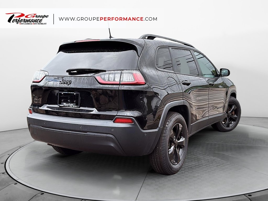 Jeep Cherokee Altitude 2023 à Mont-Tremblant, Québec - 5 - w1024h768px