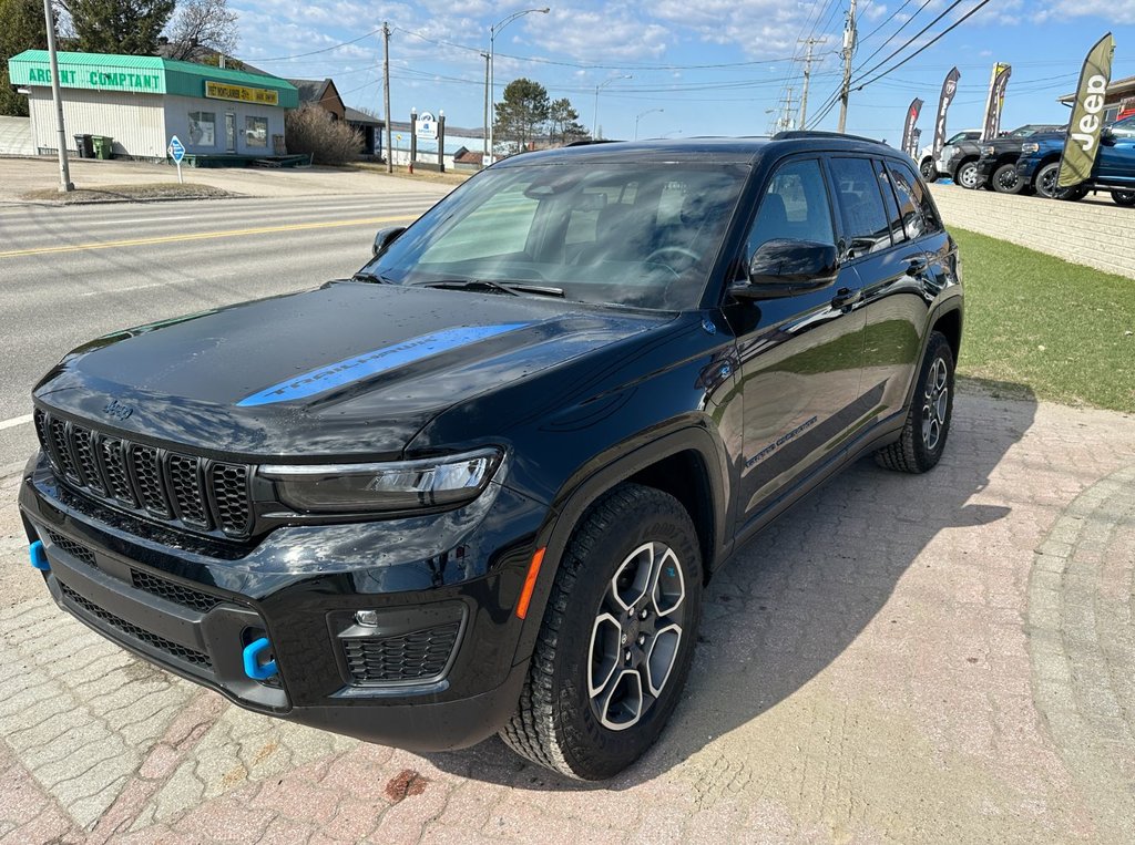 2023  Grand Cherokee 4xe TRAILHAWK 4xe in Mont-Tremblant, Quebec - 26 - w1024h768px