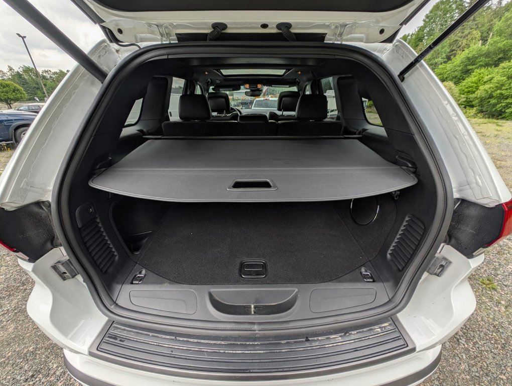 2020 Jeep Grand Cherokee Limited X in Mont-Tremblant, Quebec - 8 - w1024h768px