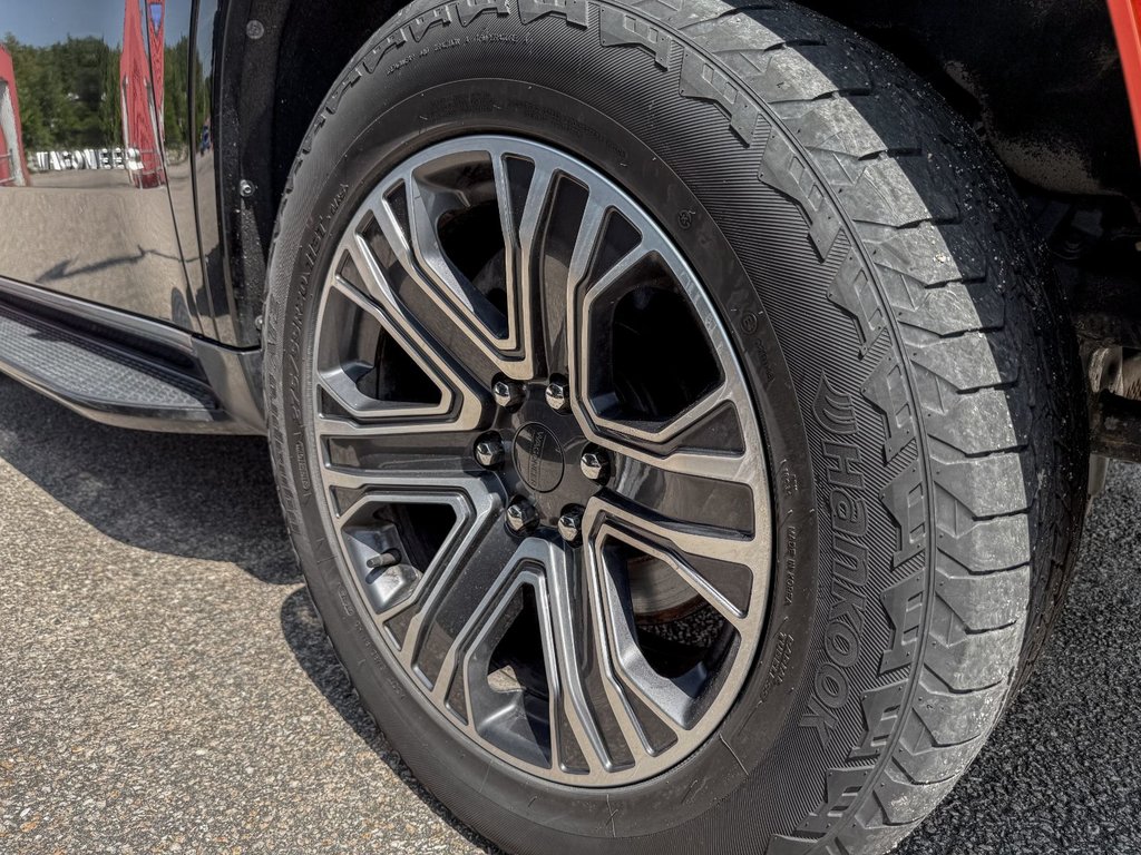 2023 Jeep WAGONEER Series II in Mont-Laurier, Quebec - 20 - w1024h768px