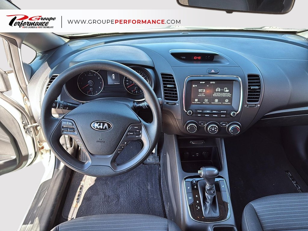 2018 Kia Forte5 LX+ in Mont-Laurier, Quebec - 12 - w1024h768px
