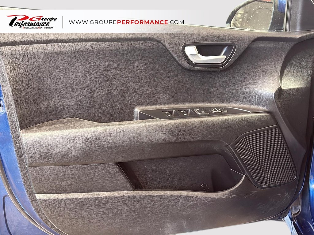 Kia Rio 5-door LX/S 2018 à Mont-Laurier, Québec - 10 - w1024h768px