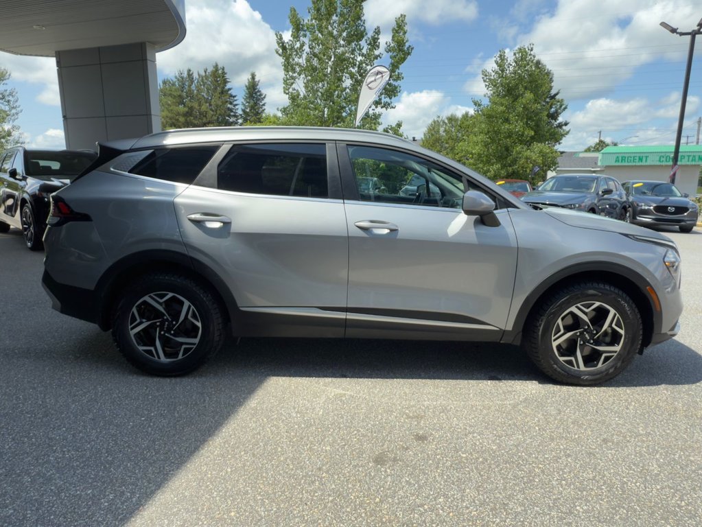 Kia Sportage  2023 à Mont-Tremblant, Québec - 7 - w1024h768px