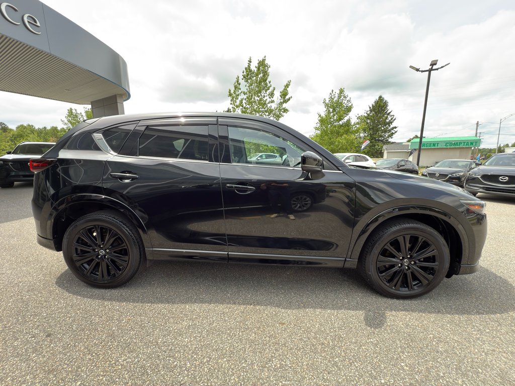 Mazda CX-5  2022 à Mont-Tremblant, Québec - 6 - w1024h768px