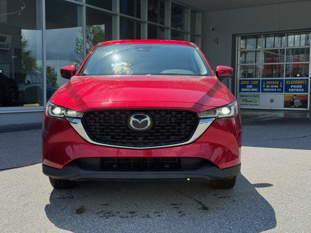 Mazda CX-5 GX 2023 à Mont-Tremblant, Québec - 2 - w1024h768px
