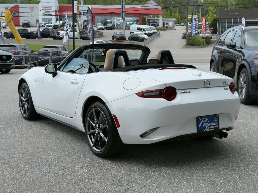 Mazda MX-5 GT 2016 à Mont-Tremblant, Québec - 9 - w1024h768px