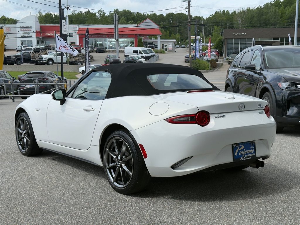 Mazda MX-5 GT 2016 à Mont-Tremblant, Québec - 4 - w1024h768px