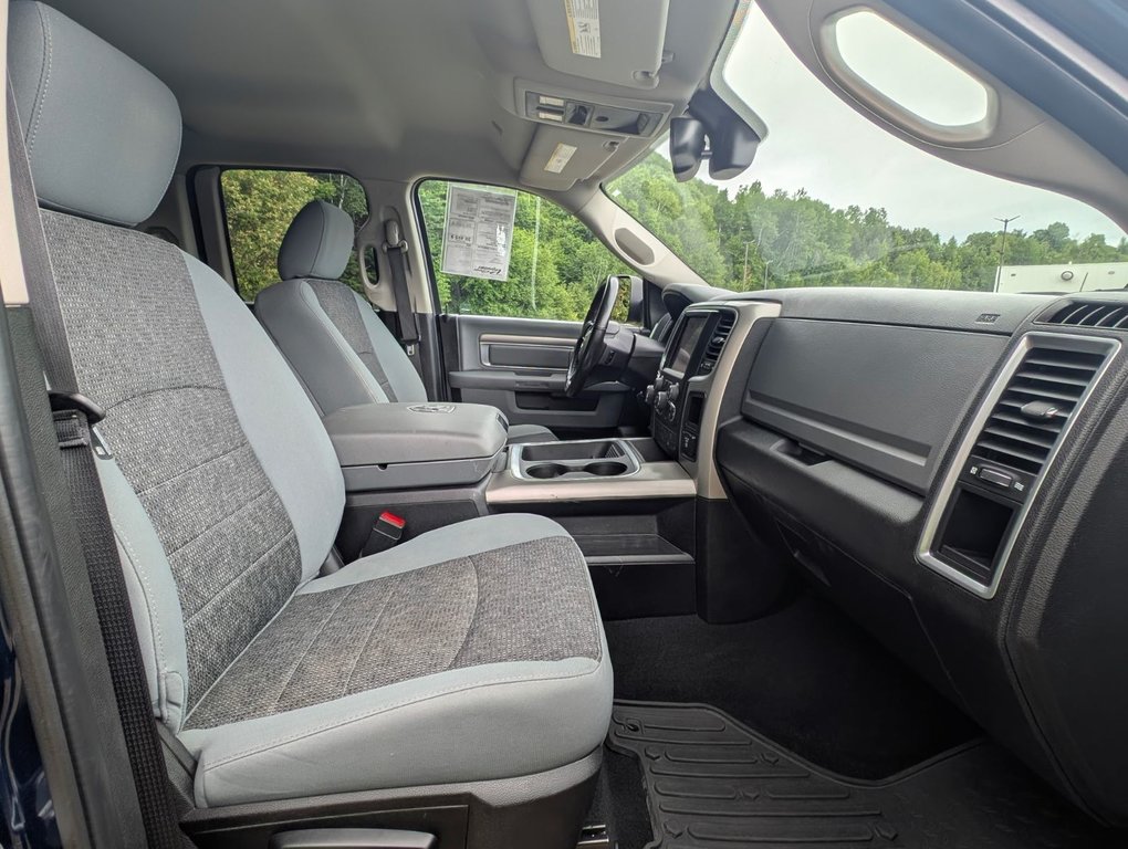Ram 1500 Classic Warlock 2019 à Mont-Tremblant, Québec - 8 - w1024h768px