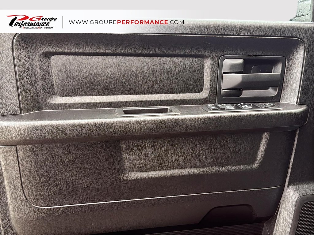 2019 Ram 1500 Classic ST in Mont-Tremblant, Quebec - 13 - w1024h768px