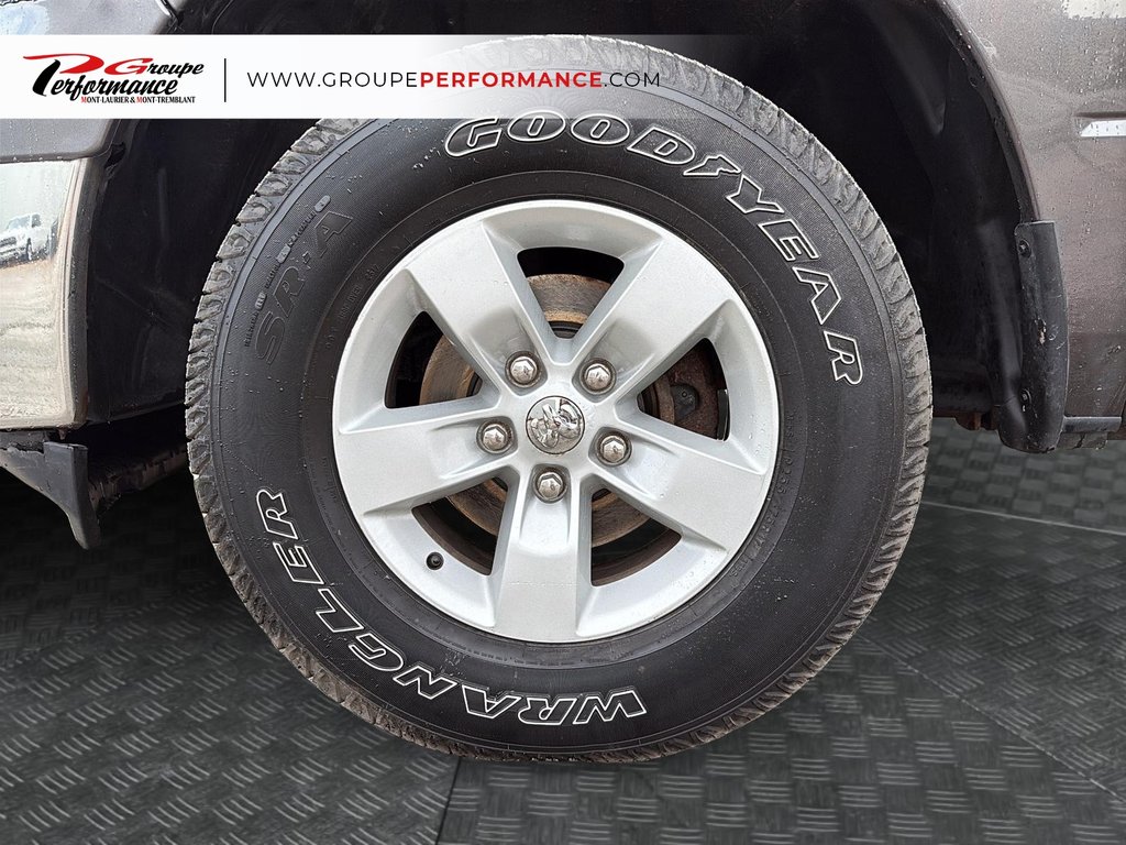 2019 Ram 1500 Classic ST in Mont-Tremblant, Quebec - 10 - w1024h768px