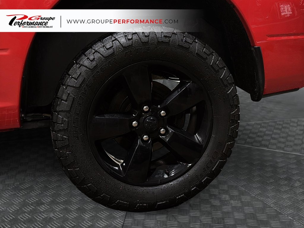 Ram 1500 Classic Express 2022 à Mont-Tremblant, Québec - 8 - w1024h768px