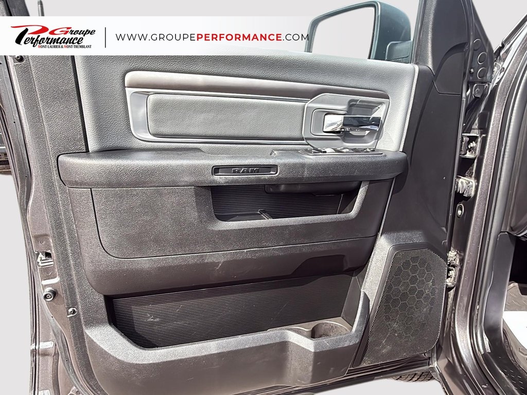 2023 Ram 1500 Classic SLT in Mont-Tremblant, Quebec - 12 - w1024h768px