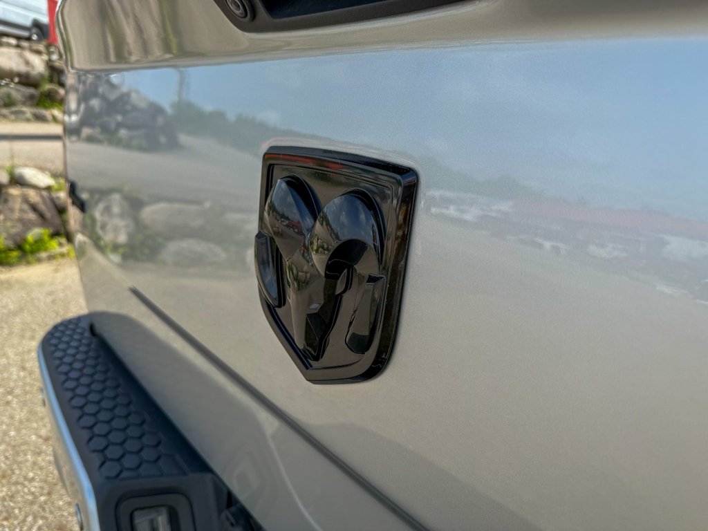 Ram 1500 Sport 2017 à Mont-Tremblant, Québec - 12 - w1024h768px