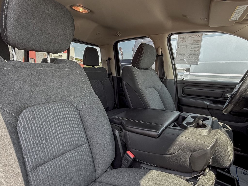 2019 Ram 1500 Tradesman in Mont-Tremblant, Quebec - 13 - w1024h768px