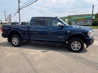 2022 Ram 2500 Laramie in Mont-Tremblant, Quebec - 2 - w1024h768px