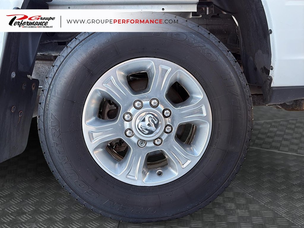 Ram 2500 Big Horn 2023 à Mont-Tremblant, Québec - 8 - w1024h768px