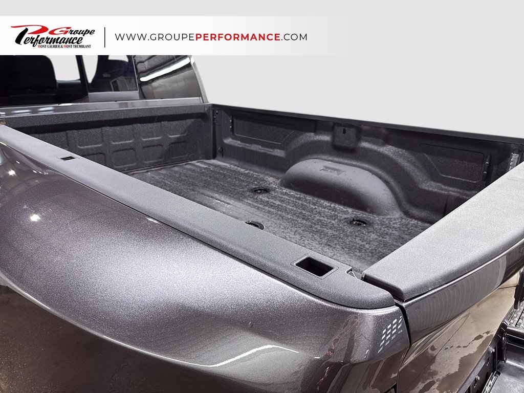 Ram 3500 Big Horn 2023 à Mont-Laurier, Québec - 17 - w1024h768px