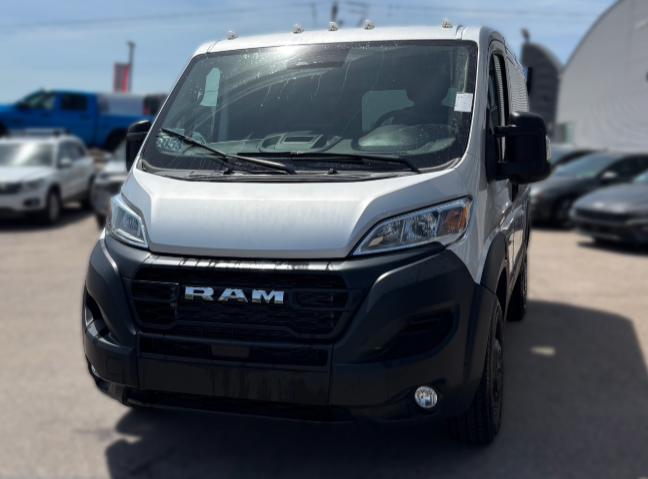 Ram ProMaster Cargo Van Tradesman 2025 à Mont-Tremblant, Québec - 2 - w1024h768px