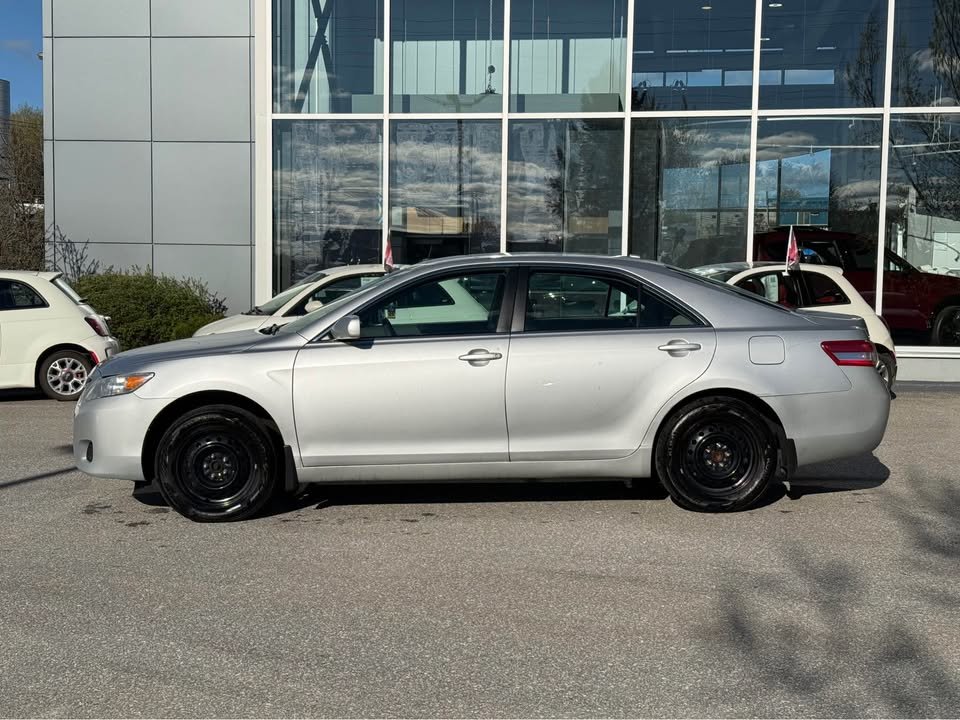 Toyota Camry  2011 à Mont-Laurier, Québec - 3 - w1024h768px