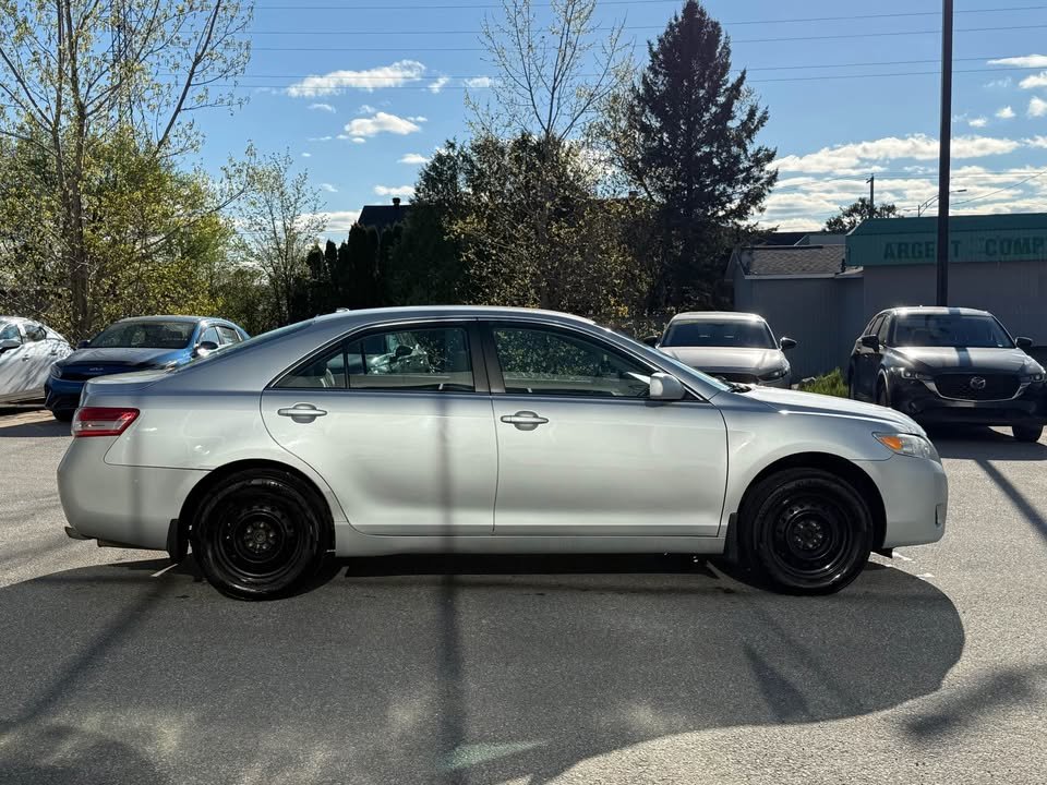 Toyota Camry  2011 à Mont-Laurier, Québec - 7 - w1024h768px