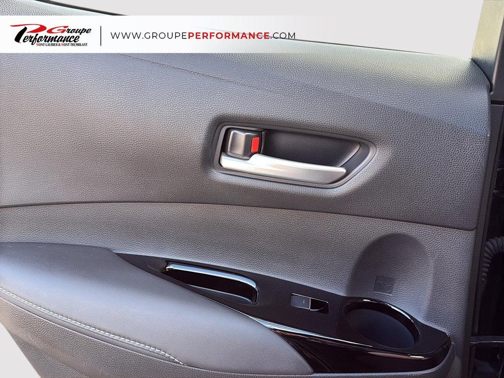 Toyota Corolla Hatchback BASE 2020 à Mont-Tremblant, Québec - 12 - w1024h768px