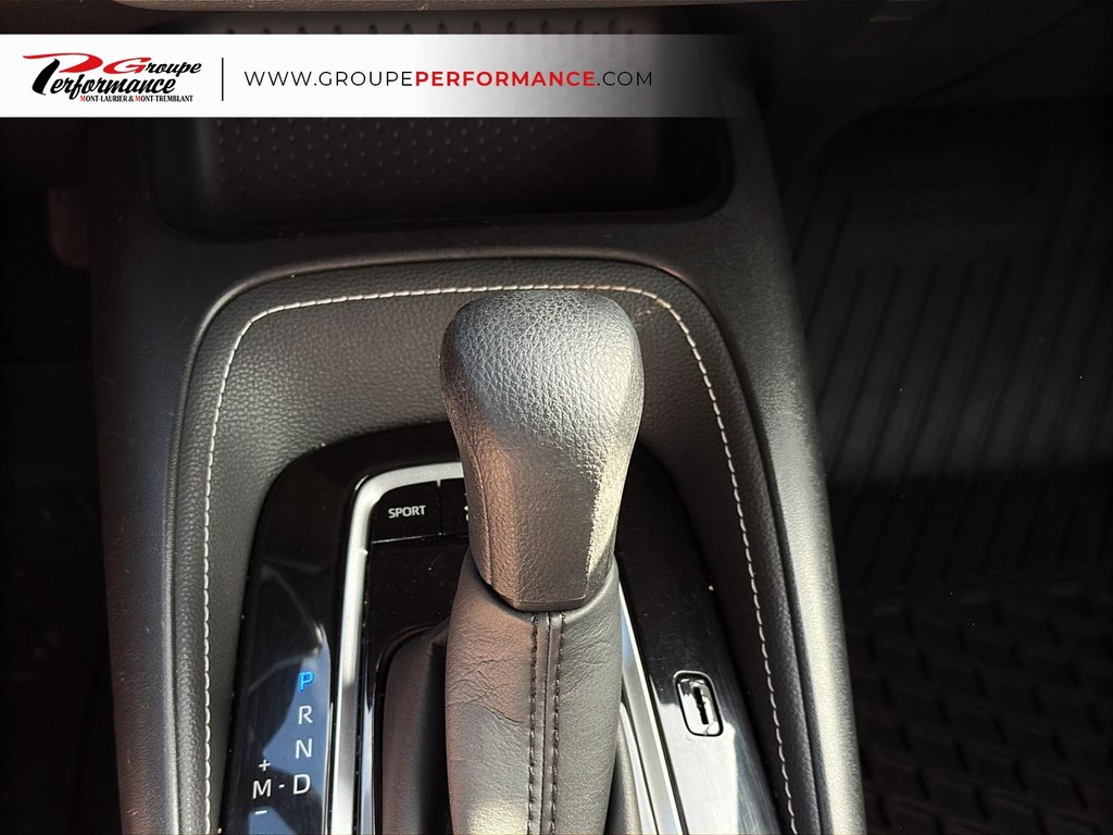 Toyota Corolla Hatchback BASE 2020 à Mont-Tremblant, Québec - 16 - w1024h768px