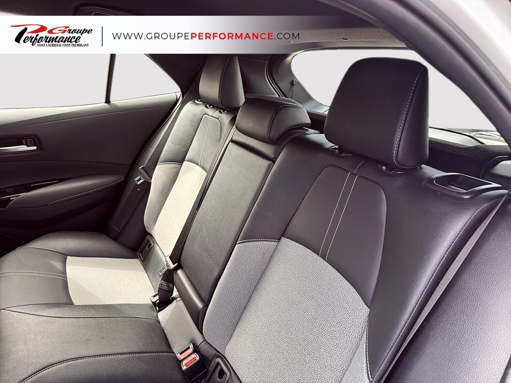 2023 Toyota Corolla Hatchback in Mont-Laurier, Quebec - 12 - w1024h768px