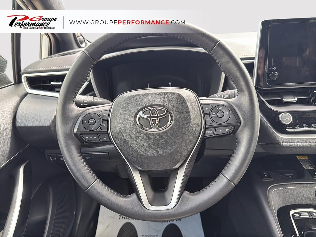 2023 Toyota Corolla Hatchback in Mont-Laurier, Quebec - 15 - w1024h768px