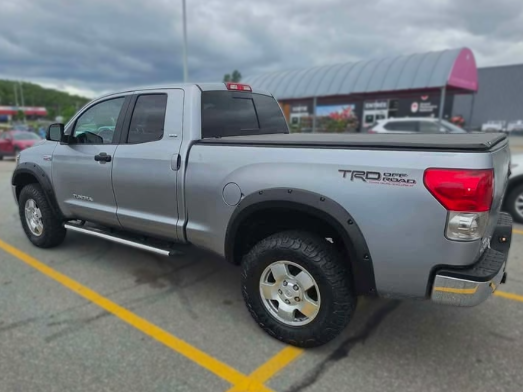 2009 Toyota Tundra TRD in Mont-Laurier, Quebec - 4 - w1024h768px
